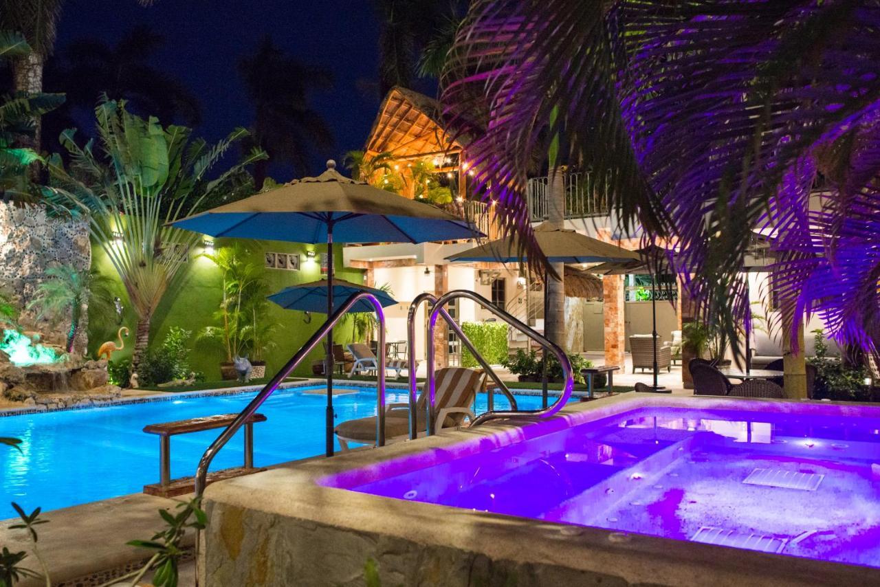 Alamos Inn Hotel Con Jacuzzi Y Piscina Cancún Exterior foto